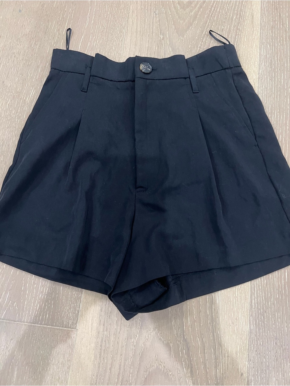 Zara Black High-Waist Pleated Tailored Shorts